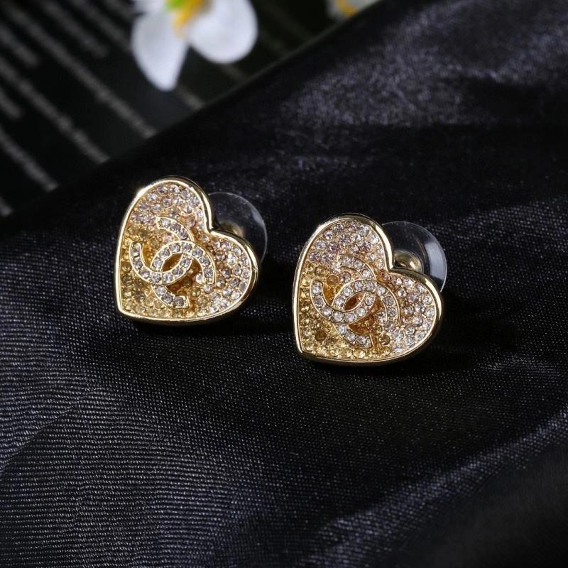 Popular Chanel Earrings 229110
