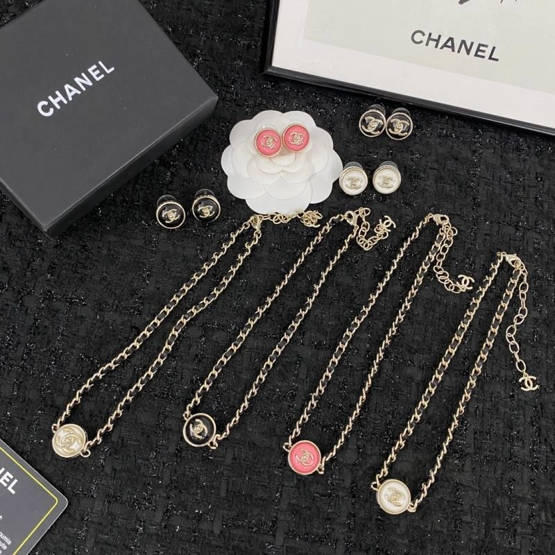 Chanel Earrings FreshLook 229138