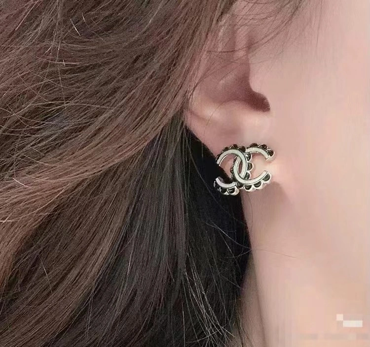 Chanel Earrings Durable 229099