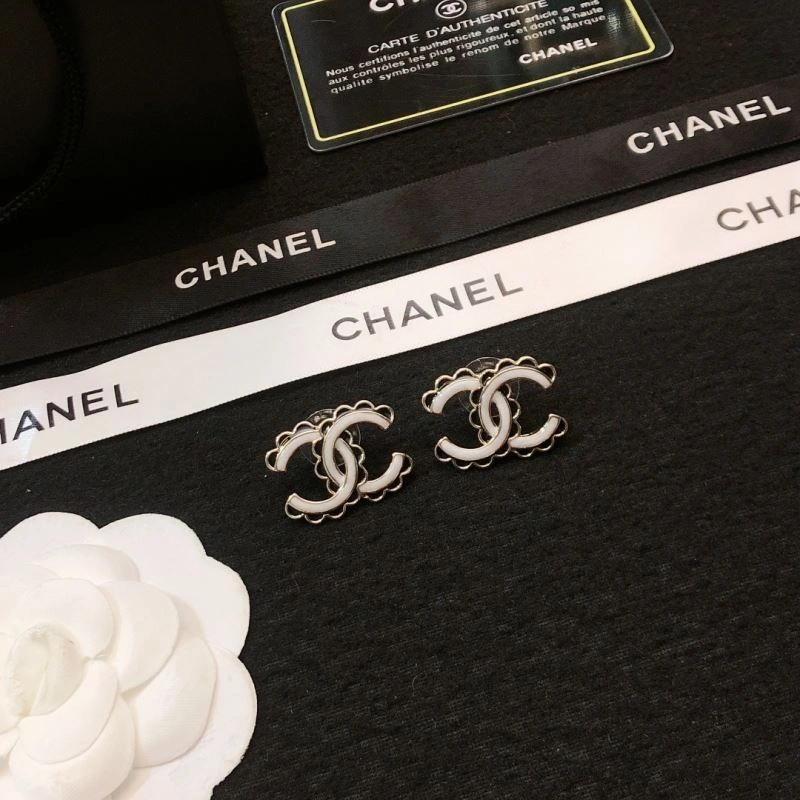 Chanel Earrings Durable 229099