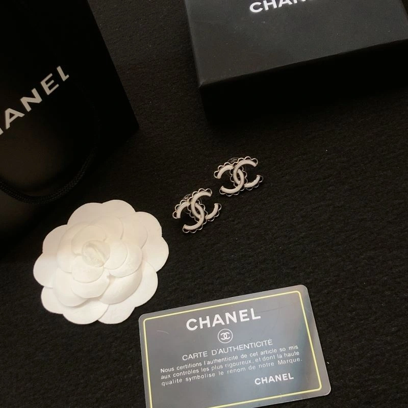 Chanel Earrings Durable 229099