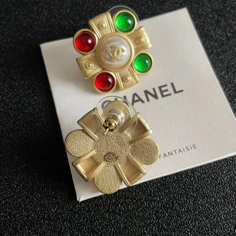Chic Chanel Earrings 229134