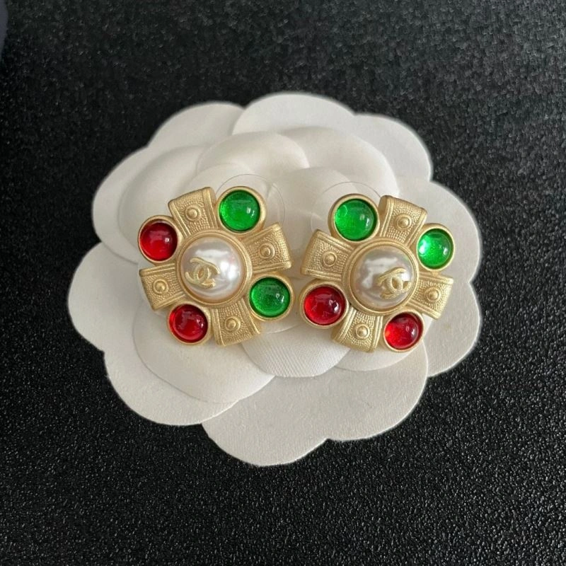 Chic Chanel Earrings 229134