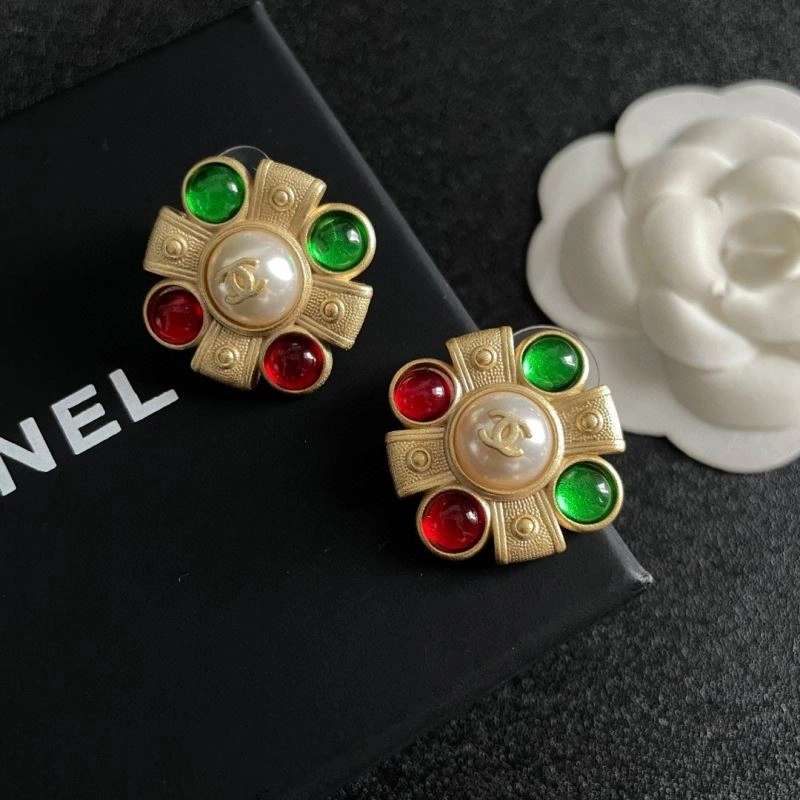 Chic Chanel Earrings 229134