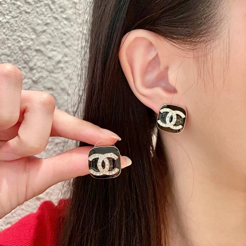 Resilient Chanel Earrings 229116