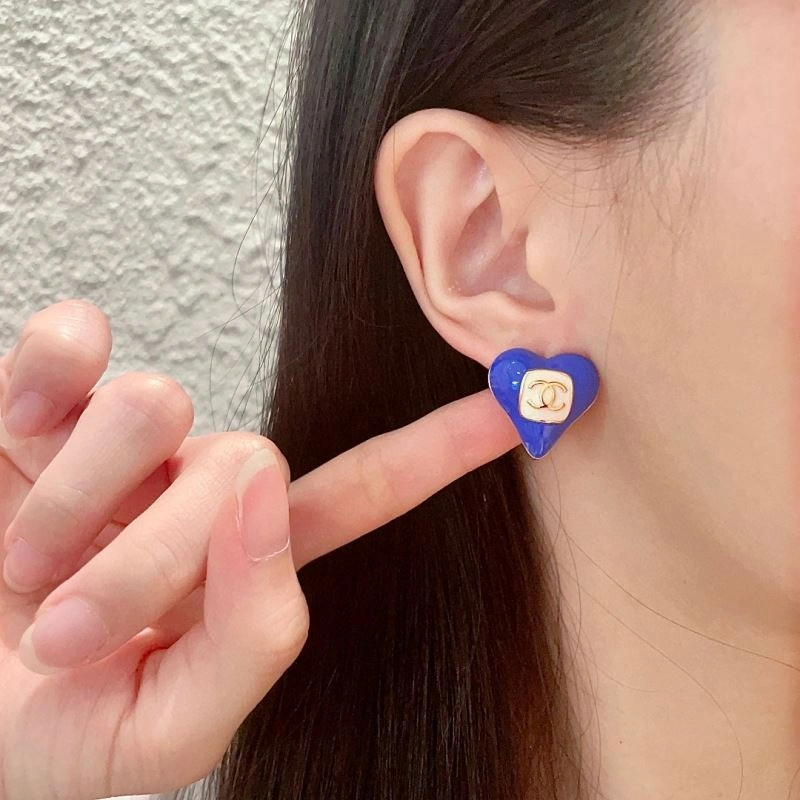 Chanel Earrings MoistureWicking 229113