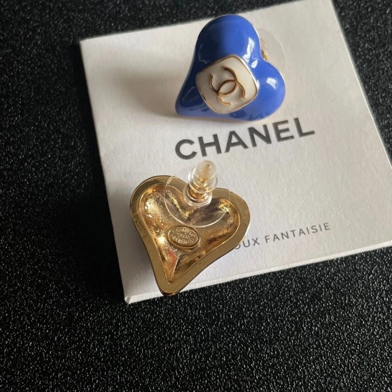 Chanel Earrings MoistureWicking 229113
