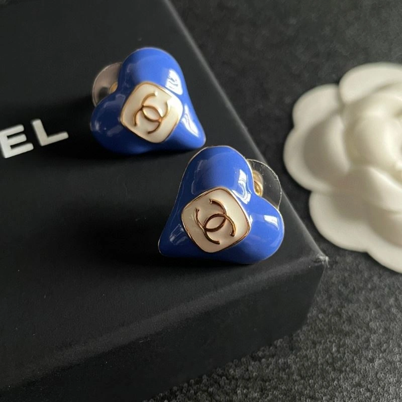 Chanel Earrings MoistureWicking 229113