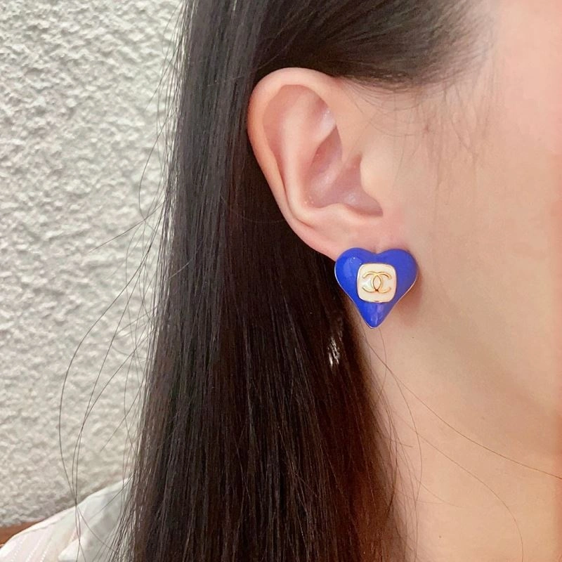 Chanel Earrings MoistureWicking 229113