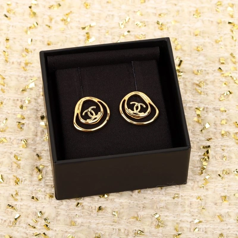 Chanel Earrings Bold 229155
