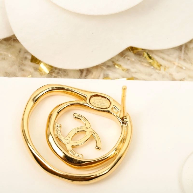 Chanel Earrings Bold 229155