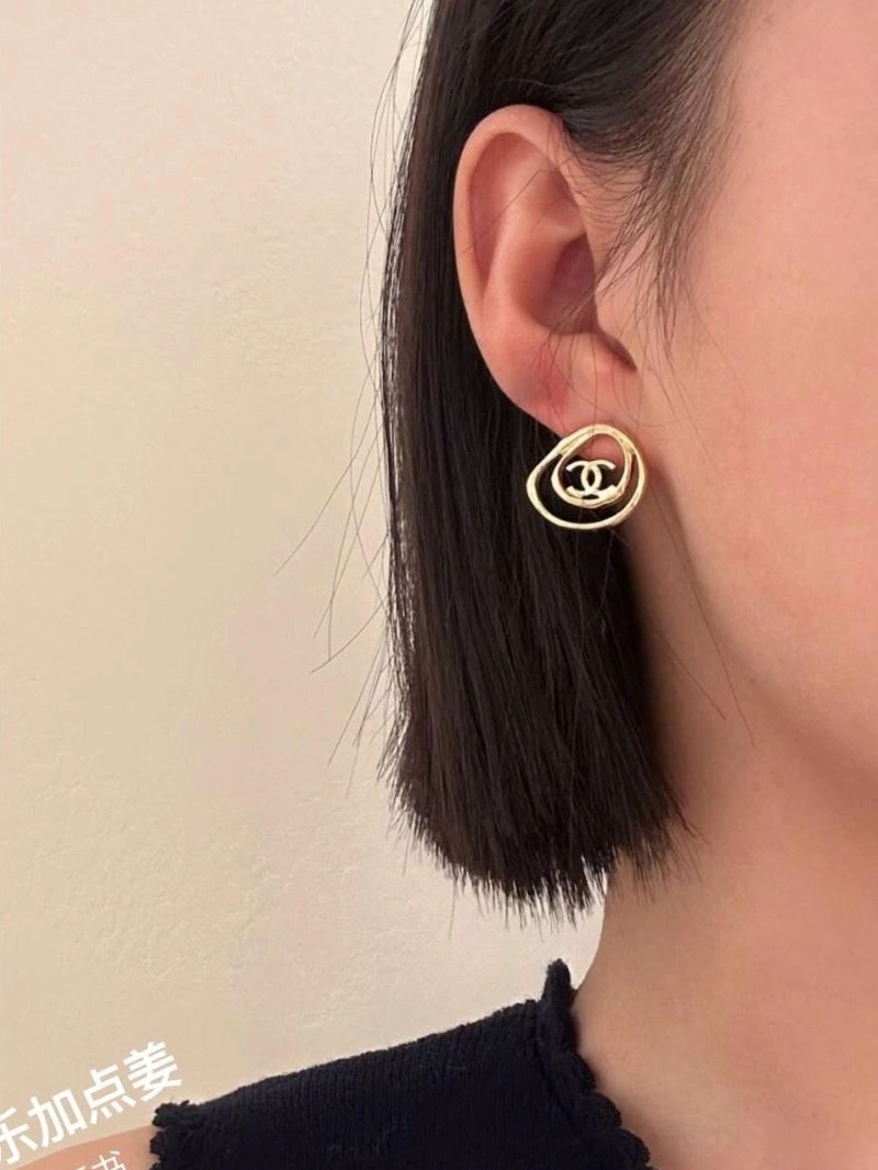 Chanel Earrings Bold 229155