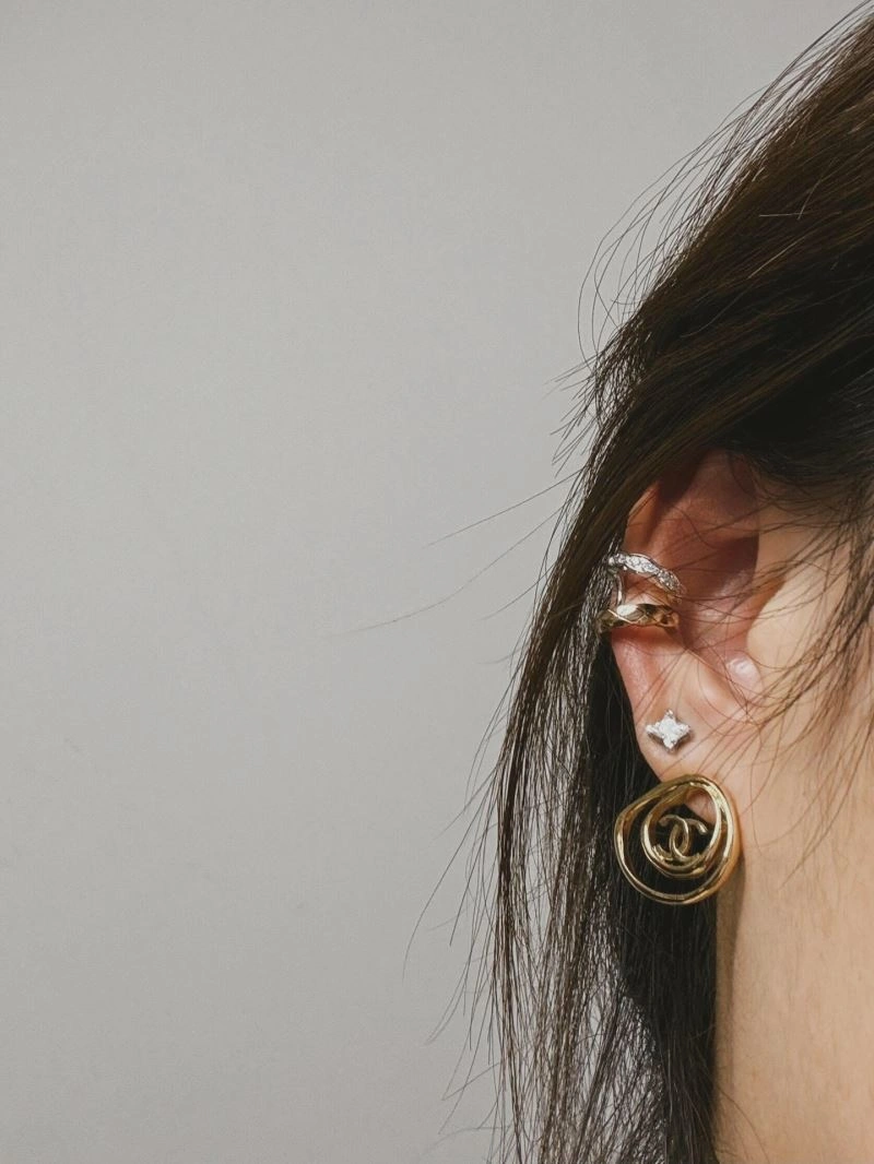 Chanel Earrings Bold 229155