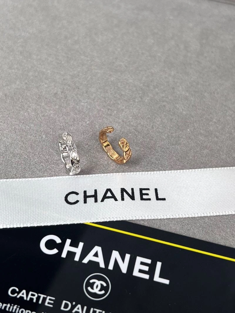 Chanel Earrings Trendy 229107