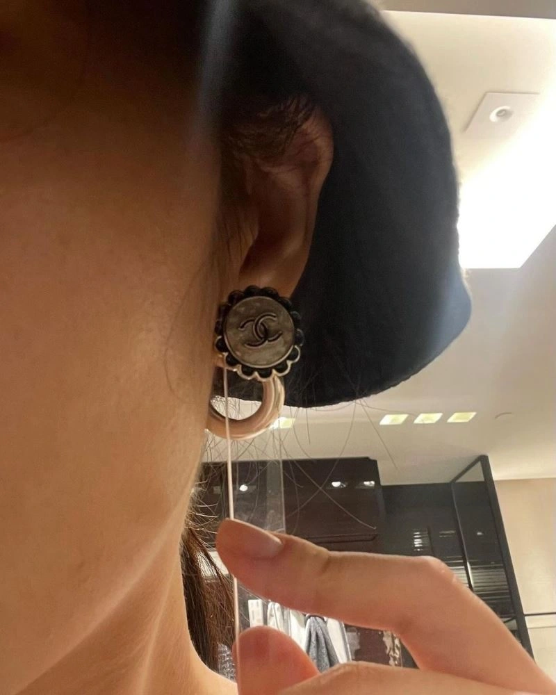 SmoothTexture Chanel Earrings 229093