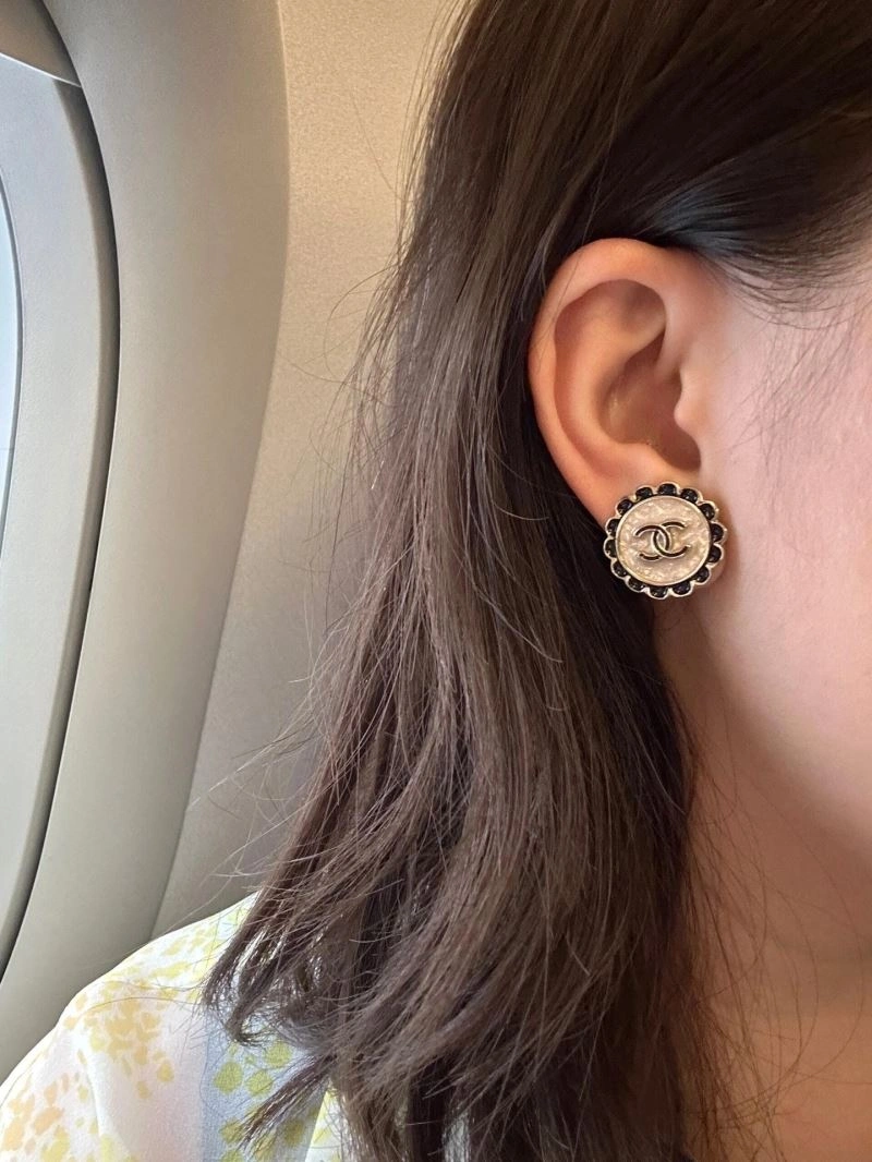 SmoothTexture Chanel Earrings 229093