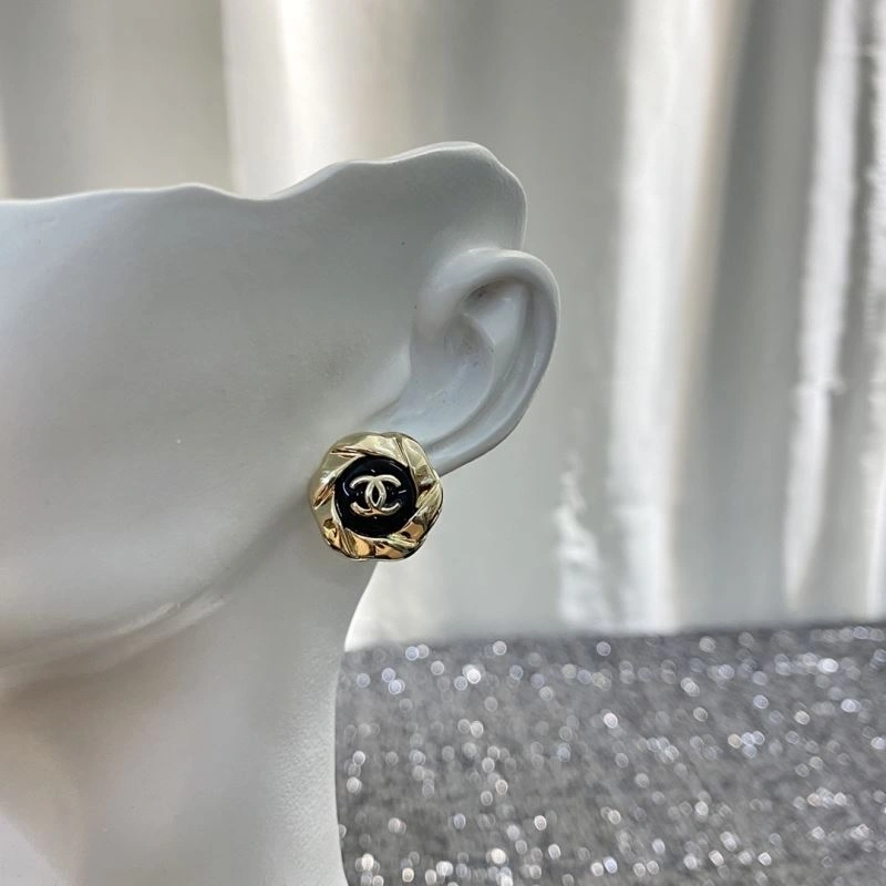 Chanel Earrings Sophisticated 229105