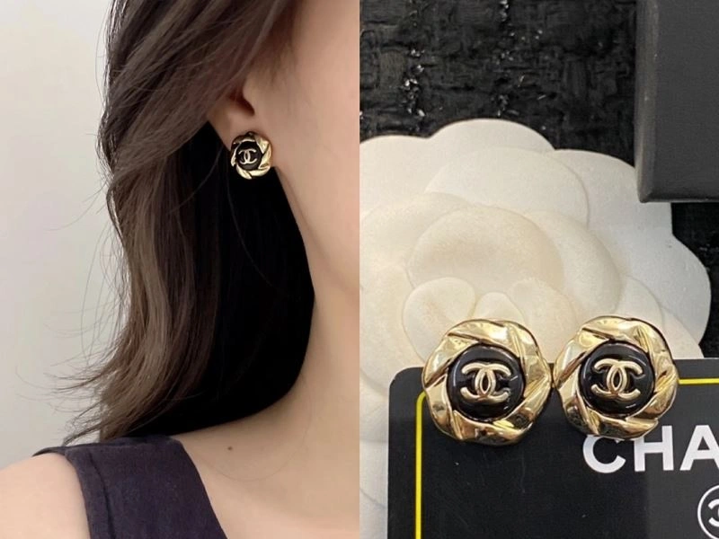 Chanel Earrings Sophisticated 229105