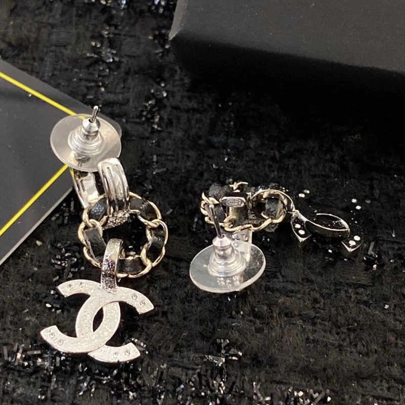 Chanel Earrings MoistureWicking 229086