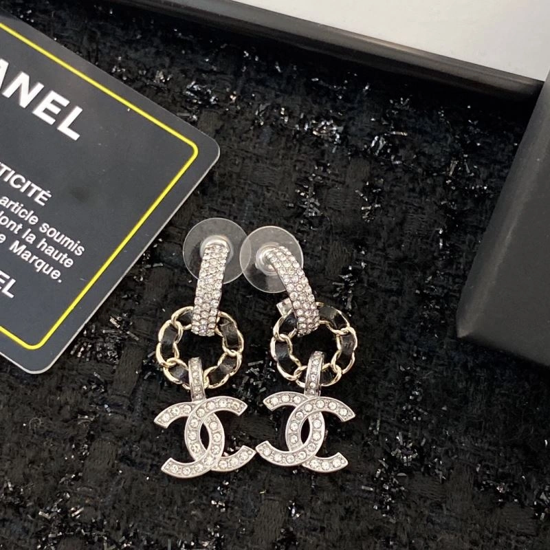 Chanel Earrings MoistureWicking 229086