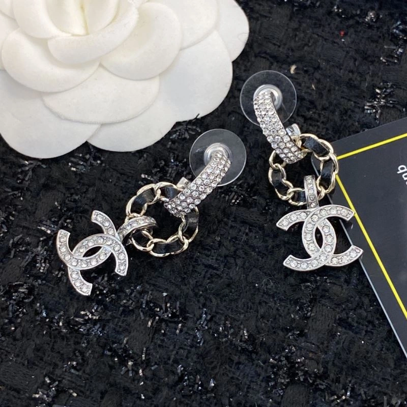 Chanel Earrings MoistureWicking 229086