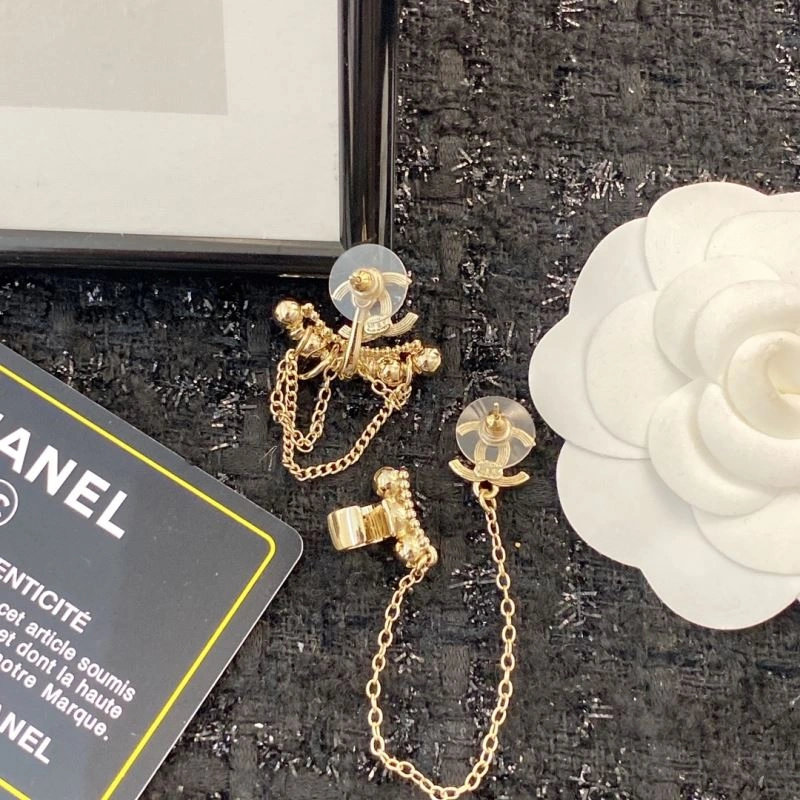 Snug Chanel Earrings 229085