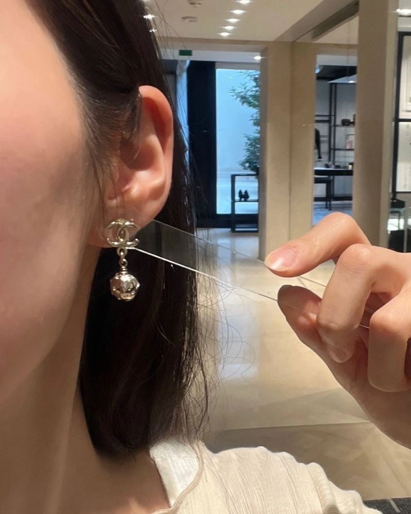 Chanel Earrings FashionForward 229076