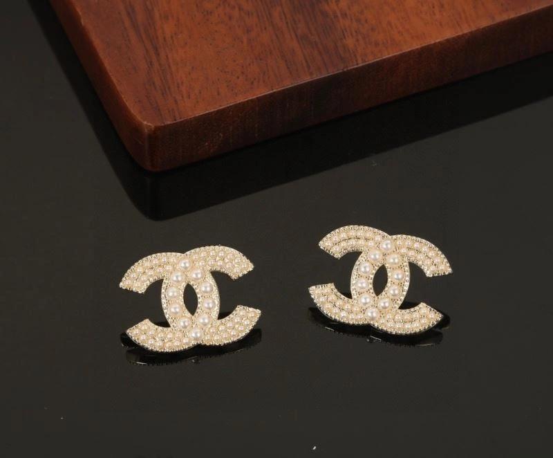 Premium Chanel Earrings 229073