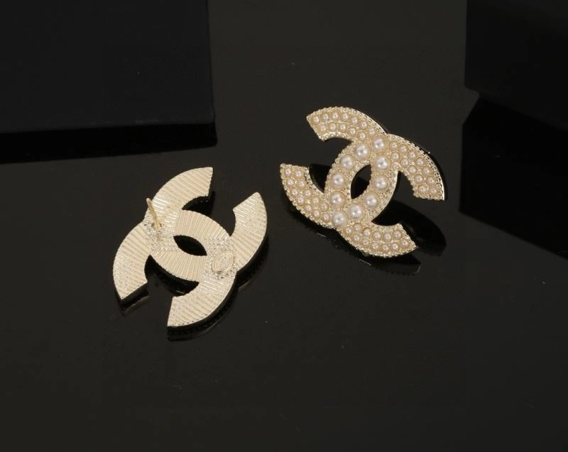 Premium Chanel Earrings 229073