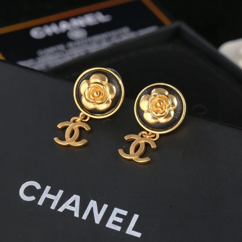 Versatile Chanel Earrings 229092