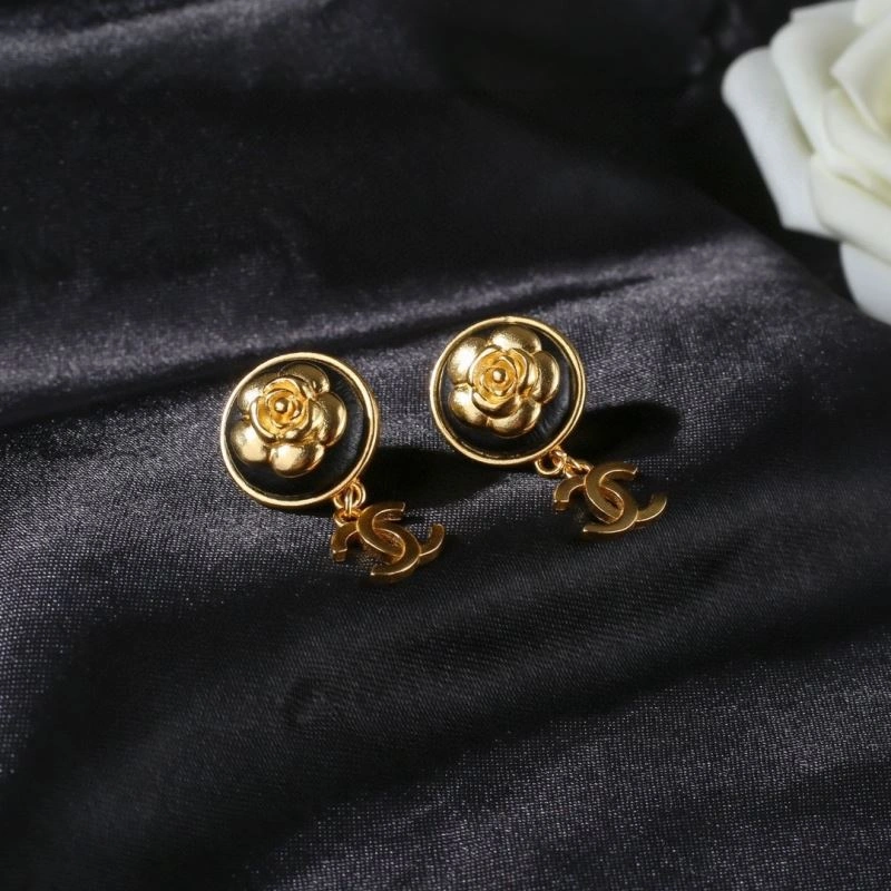 Versatile Chanel Earrings 229092