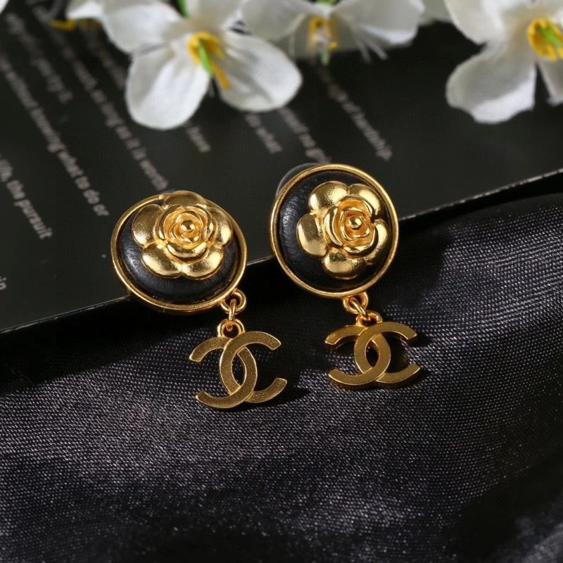 Versatile Chanel Earrings 229092