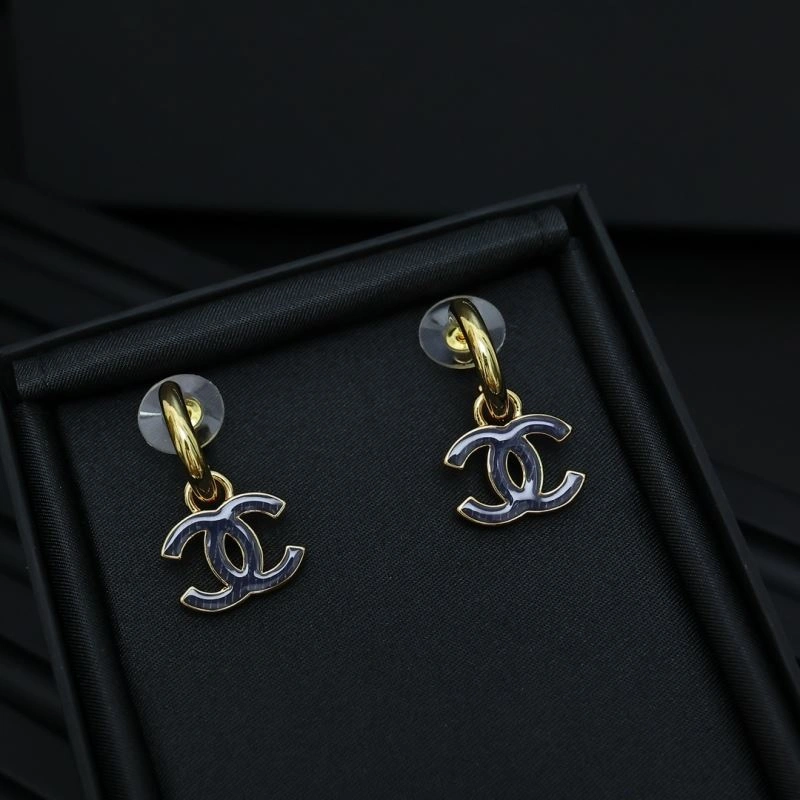 Unisex Chanel Earrings 229067