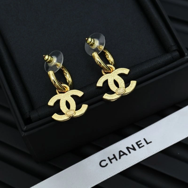 Unisex Chanel Earrings 229067