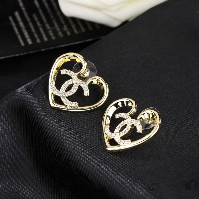 Chanel Earrings Practical 229090