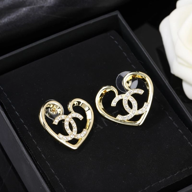 Chanel Earrings Practical 229090