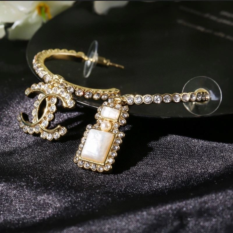 Durable Chanel Earrings 229089