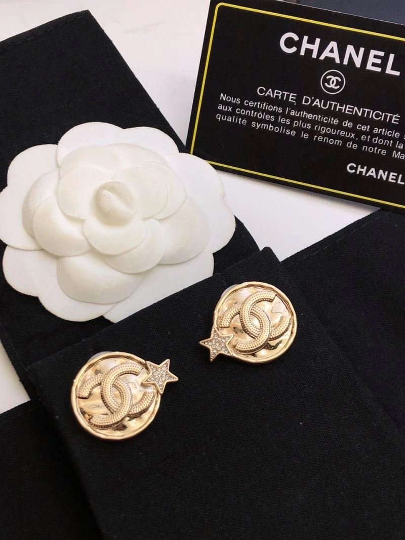 Chanel Earrings Unisex 229060