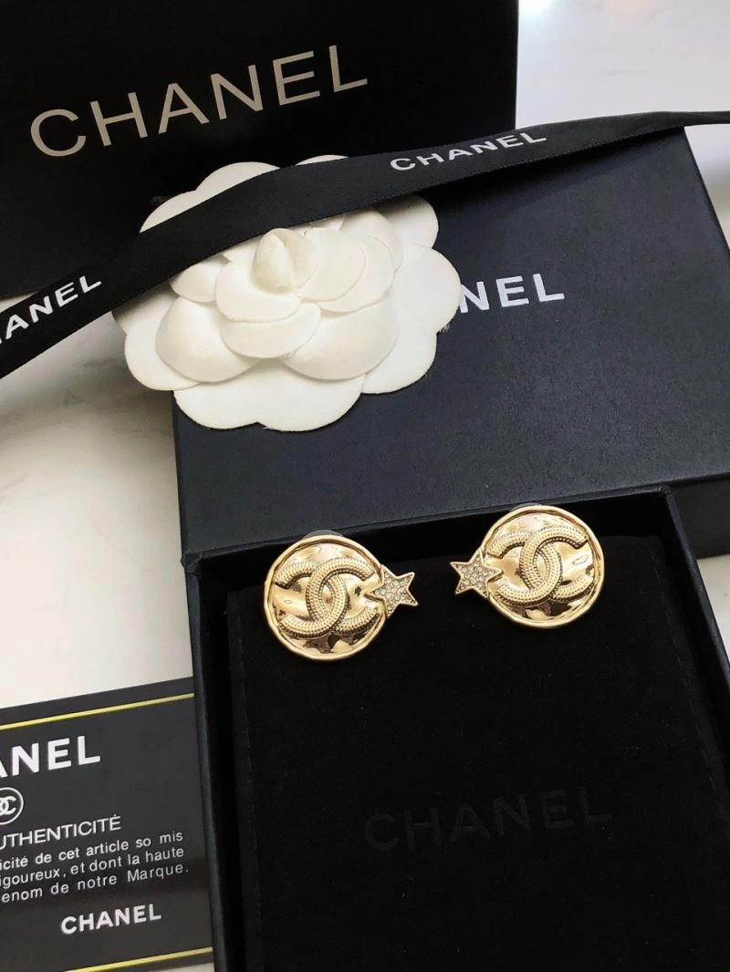 Chanel Earrings Unisex 229060