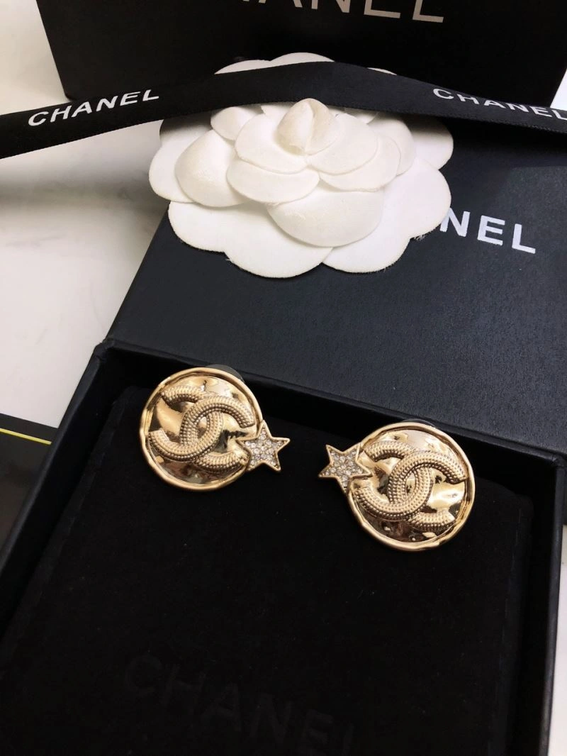 Chanel Earrings Unisex 229060
