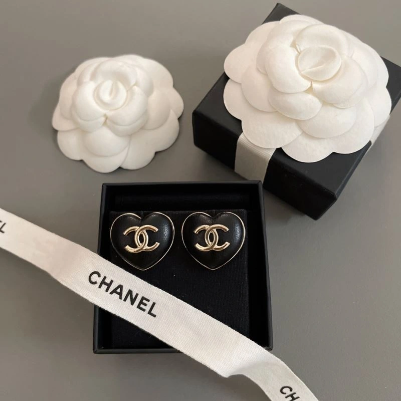 Chanel Earrings Breathable 229100