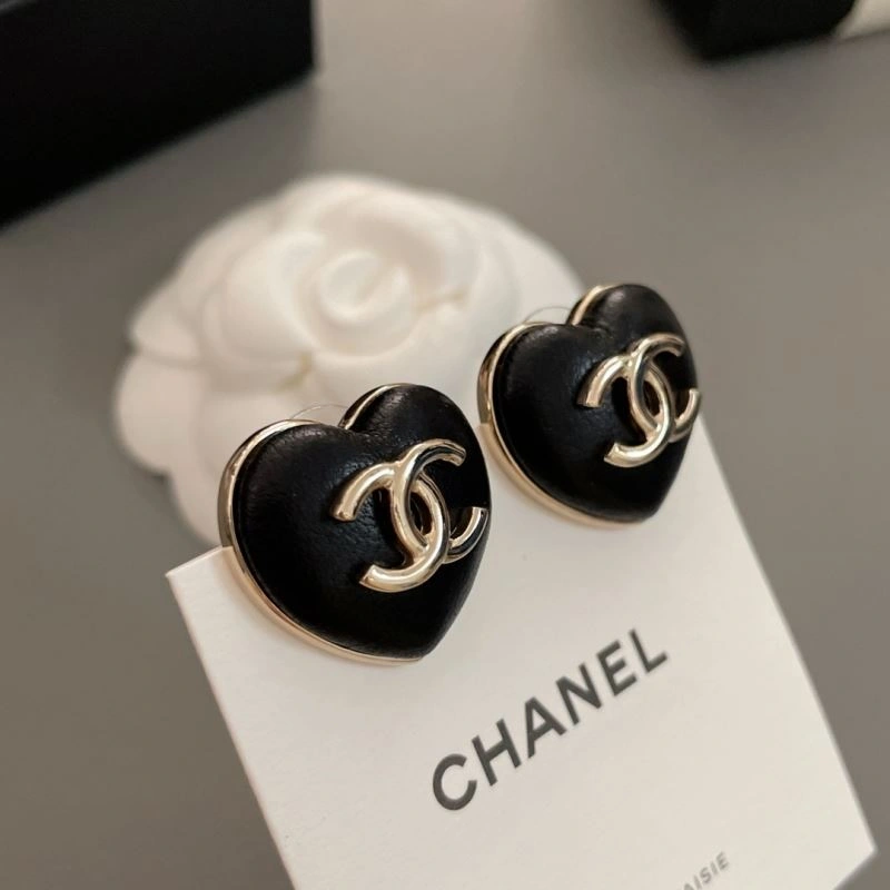 Chanel Earrings Breathable 229100