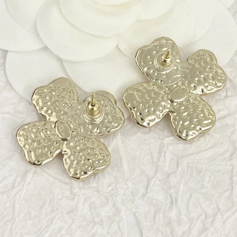 Bright Chanel Earrings 229042