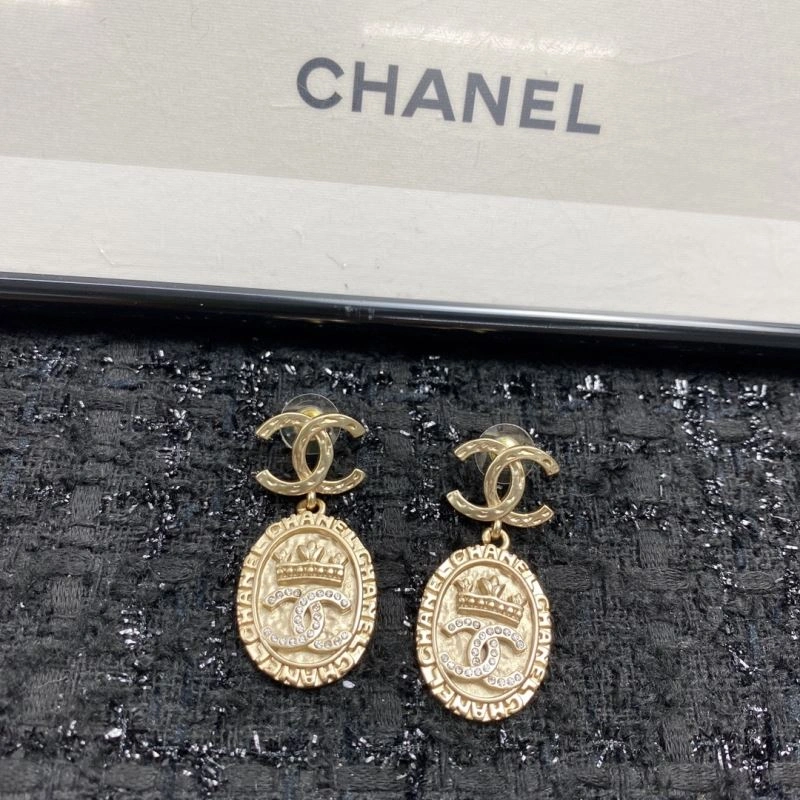 Chanel Earrings Functional 229053