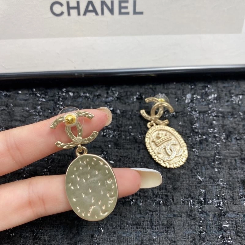 Chanel Earrings Functional 229053
