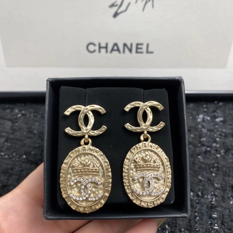 Chanel Earrings Functional 229053