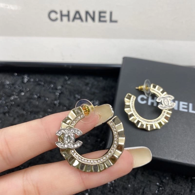 Chanel Earrings Durable 229049