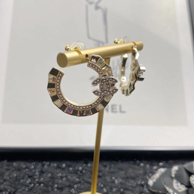 Chanel Earrings Durable 229049