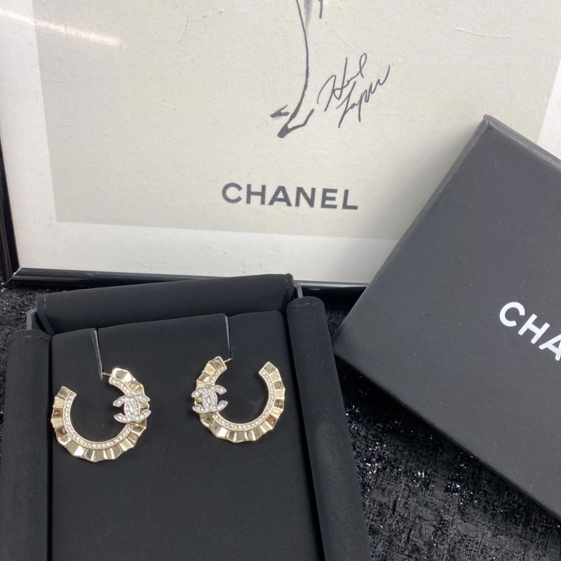 Chanel Earrings Durable 229049