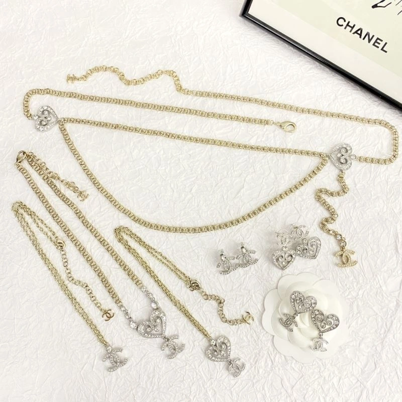Chanel Earrings Minimalist 229044